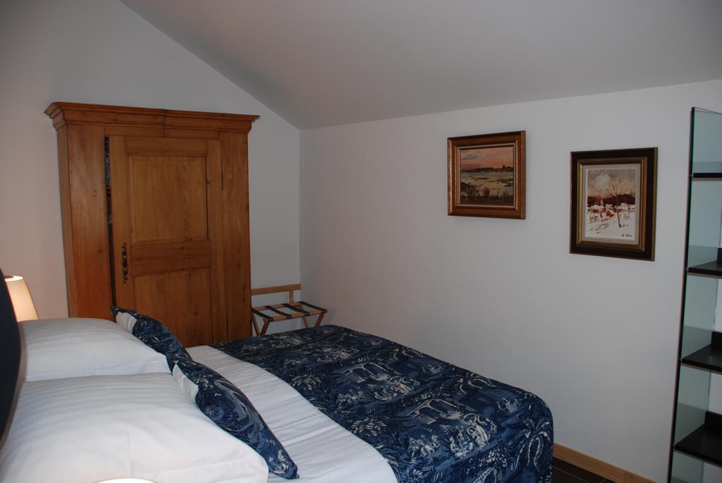 Villa Les Bleuets Scharrachbergheim-Irmstett Zimmer foto